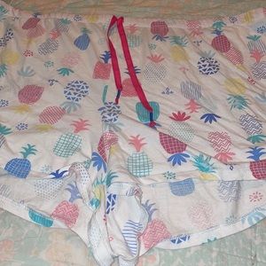 Sleep shorts pineapple